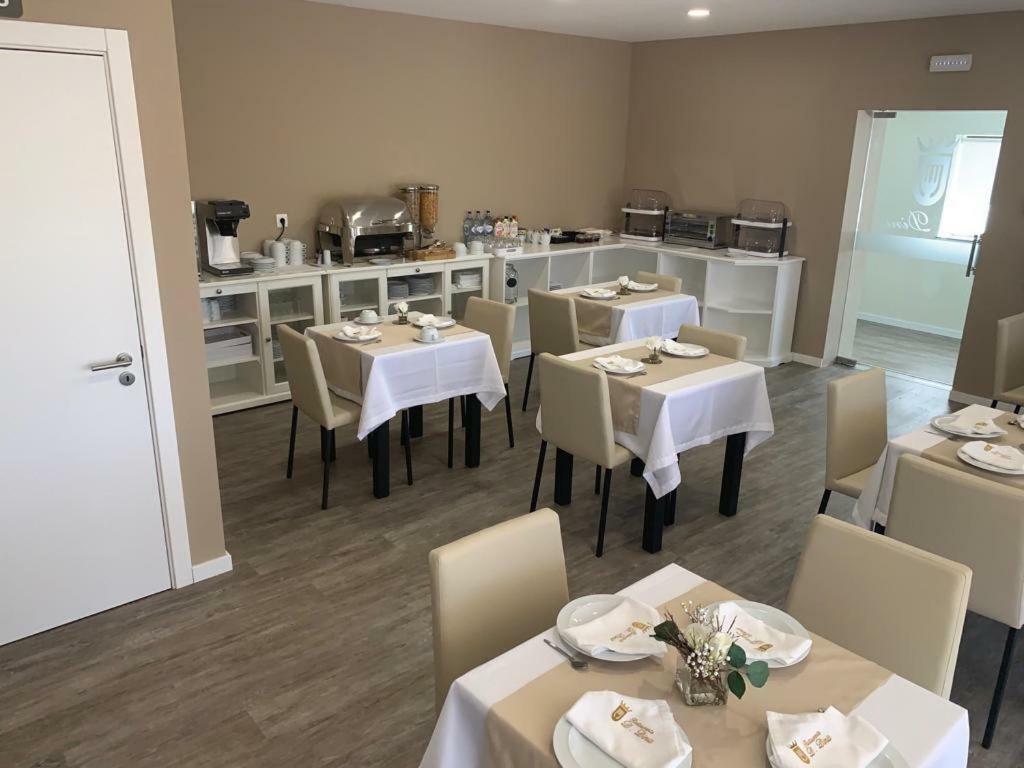 Alojamento Restaurante Dom Dinis Вила Нова де Пойарес Екстериор снимка