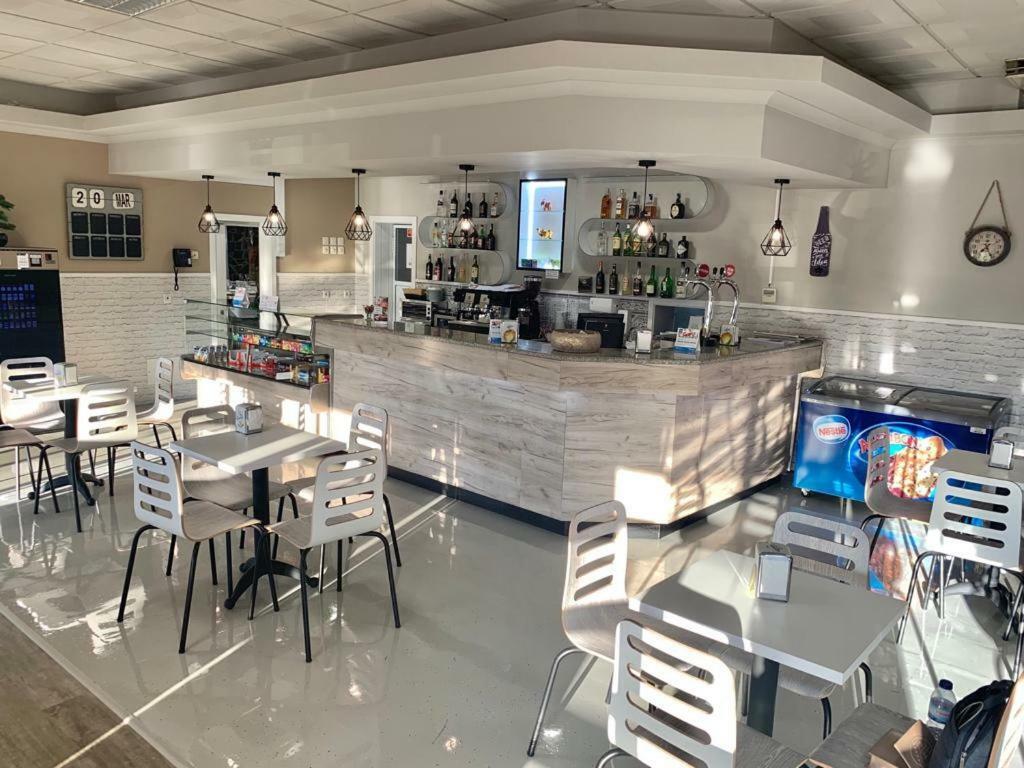Alojamento Restaurante Dom Dinis Вила Нова де Пойарес Екстериор снимка