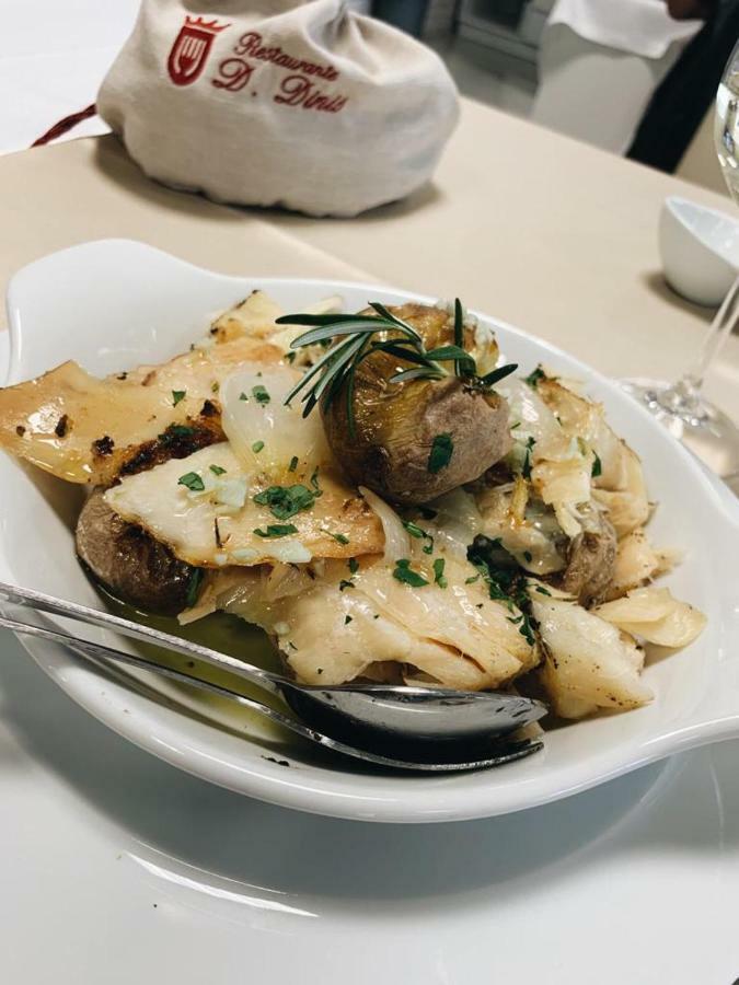 Alojamento Restaurante Dom Dinis Вила Нова де Пойарес Екстериор снимка